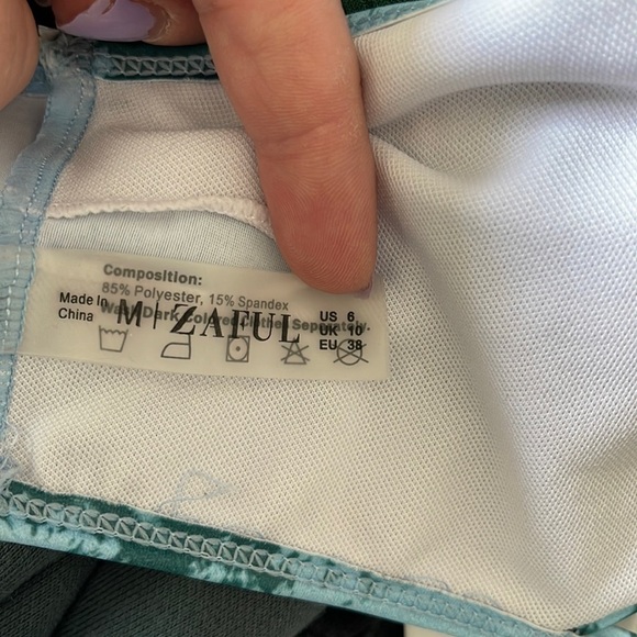 Zaful Sexy Tie Dye Cutout Bikini Top Size 6 - Picture 3 of 5